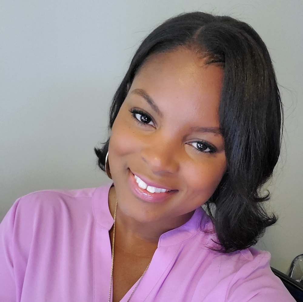 Meet your Posher, Latresha